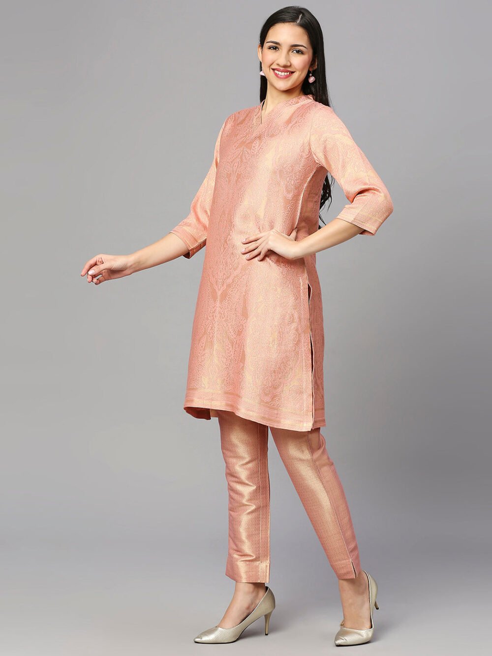 Brocade Pink Leaf Motif Design Kurta - Image 6