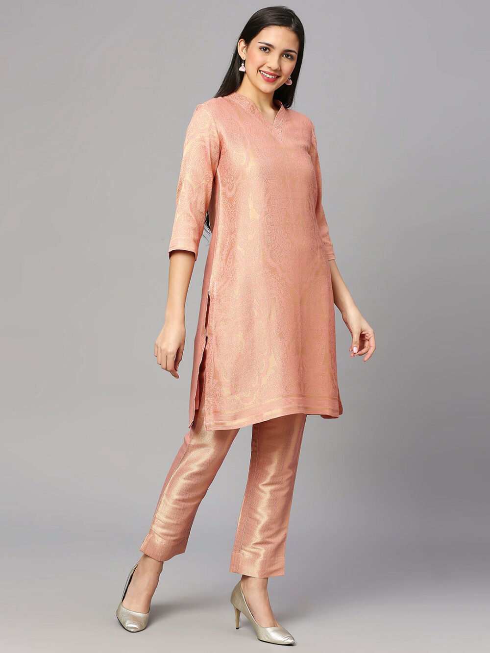 Brocade Pink Leaf Motif Design Kurta - Image 7